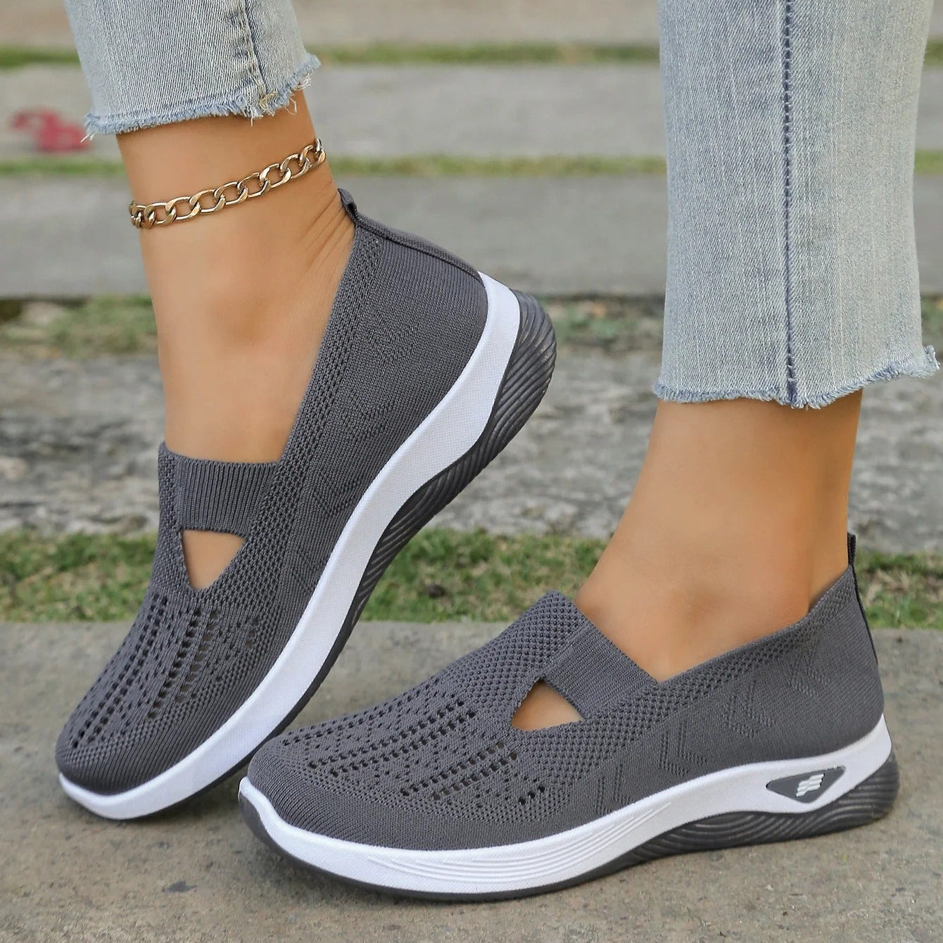 Los zapatos correctivos más cómodos. Mejoran el equilibrio de los mayores y permiten caminar sin dolor todo el día.